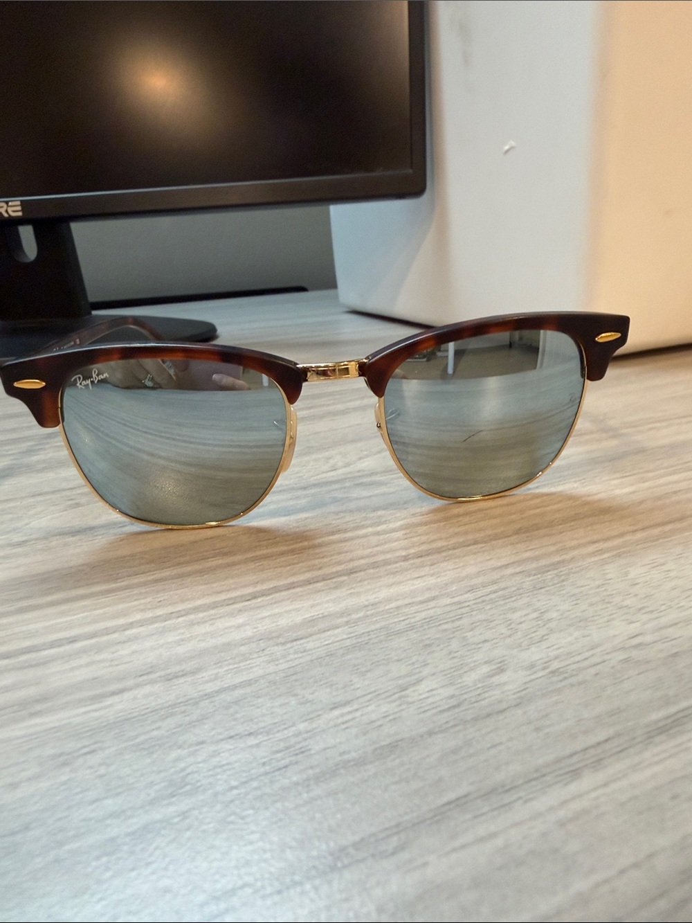 Ray-Ban Clubmaster Sunglasses in Tortoise & Gold with Green Lenses